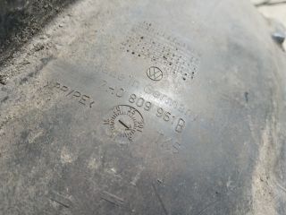 bontott VW TRANSPORTER Bal első Első Dobbetét (Kerékjárati, Műanyag)