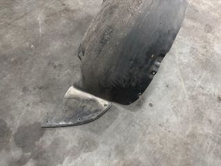 bontott VW TRANSPORTER Bal első Első Dobbetét (Kerékjárati, Műanyag)