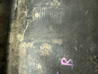 bontott VW TRANSPORTER Bal első Első Dobbetét (Kerékjárati, Műanyag)