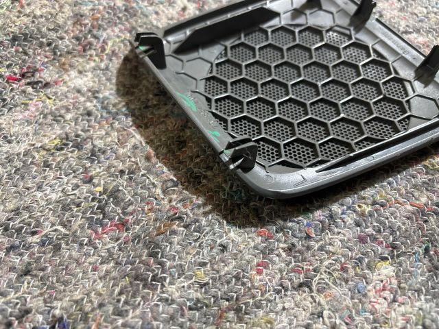 bontott VW TRANSPORTER Bal első Hangszóró Burkolat