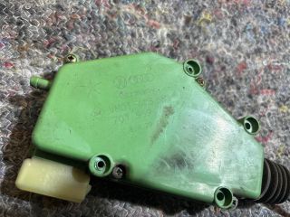 bontott VW TRANSPORTER Bal első Központizár Motor