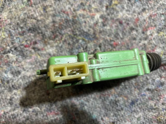 bontott VW TRANSPORTER Bal első Központizár Motor