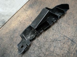 bontott VW TRANSPORTER Bal első Lökhárító Tartó (Műanyag)