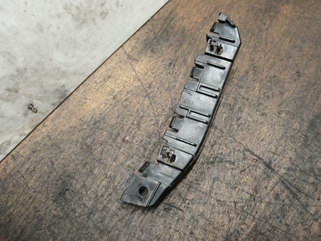 bontott VW TRANSPORTER Bal első Lökhárító Tartó (Műanyag)