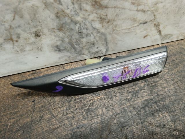 bontott VW TRANSPORTER Bal első Sárvédő Irányjelző