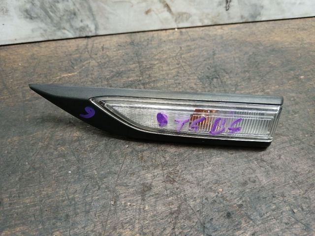 bontott VW TRANSPORTER Bal első Sárvédő Irányjelző