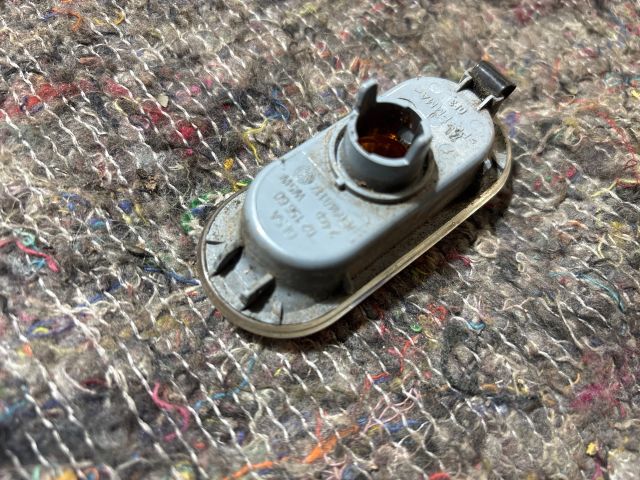 bontott VW TRANSPORTER Bal első Sárvédő Irányjelző