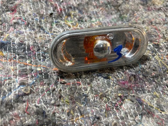 bontott VW TRANSPORTER Bal első Sárvédő Irányjelző