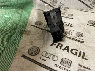 bontott VW TRANSPORTER Bal első Ülésfűtés Kapcsoló