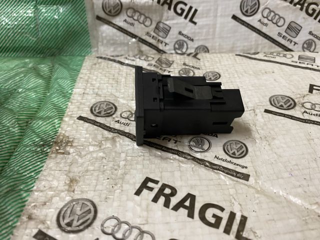 bontott VW TRANSPORTER Bal első Ülésfűtés Kapcsoló