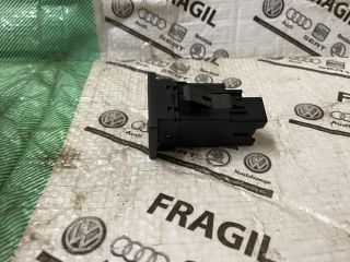 bontott VW TRANSPORTER Bal első Ülésfűtés Kapcsoló