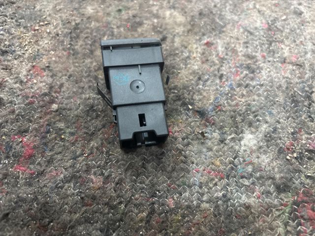 bontott VW TRANSPORTER Bal első Ülésfűtés Kapcsoló