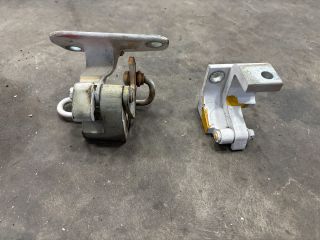 bontott VW TRANSPORTER Bal első Zsanér