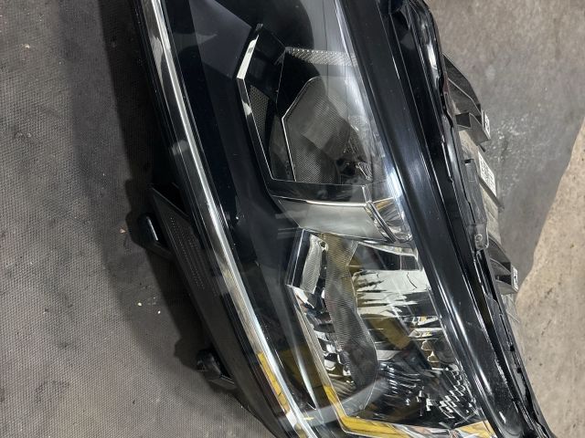 bontott VW TRANSPORTER Bal Fényszóró