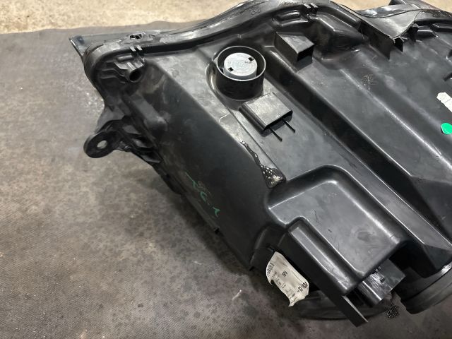 bontott VW TRANSPORTER Bal Fényszóró