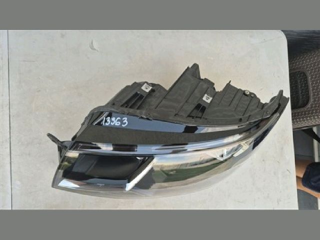 bontott VW TRANSPORTER Bal Fényszóró