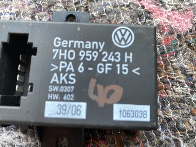 bontott VW TRANSPORTER Bal hátsó Ajtó Vezérlőegység