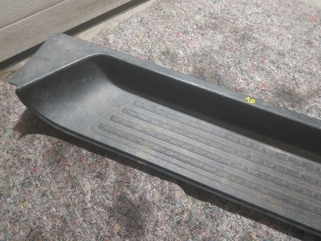 bontott VW TRANSPORTER Bal hátsó Belső Küszöb Burkolat