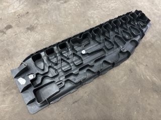 bontott VW TRANSPORTER Bal hátsó Belső Küszöb Burkolat