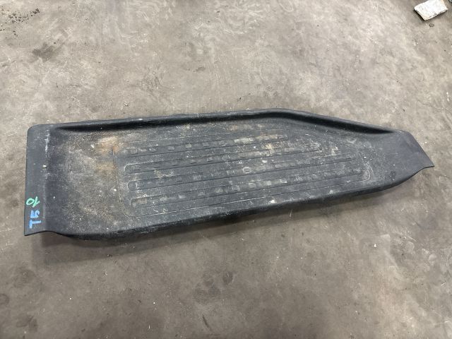 bontott VW TRANSPORTER Bal hátsó Belső Küszöb Burkolat