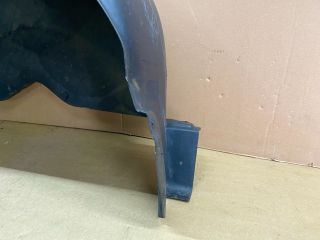 bontott VW TRANSPORTER Bal hátsó Dobbetét (Kerékjárati, Műanyag)