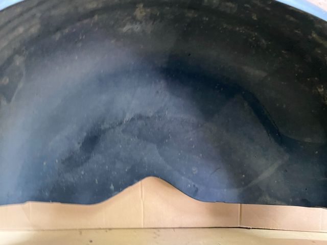 bontott VW TRANSPORTER Bal hátsó Dobbetét (Kerékjárati, Műanyag)