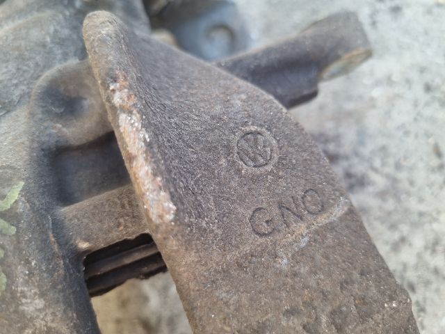 bontott VW TRANSPORTER Bal hátsó Féknyereg Munkahengerrel