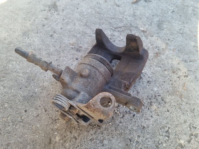 bontott VW TRANSPORTER Bal hátsó Féknyereg Munkahengerrel