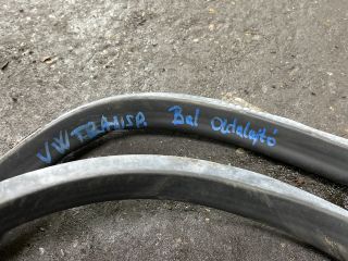 bontott VW TRANSPORTER Bal hátsó Gumikéder