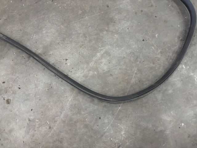 bontott VW TRANSPORTER Bal hátsó Gumikéder