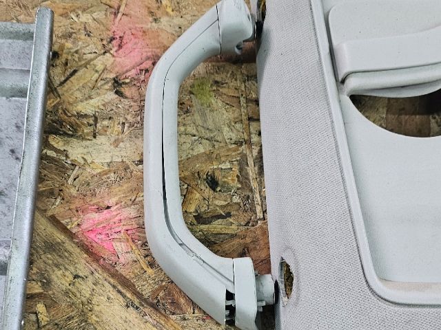 bontott VW TRANSPORTER Bal hátsó Kapaszkodó (Felső)