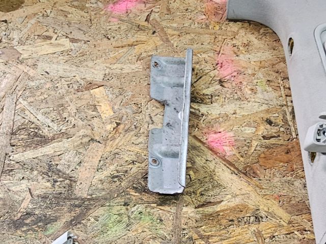 bontott VW TRANSPORTER Bal hátsó Kapaszkodó (Felső)