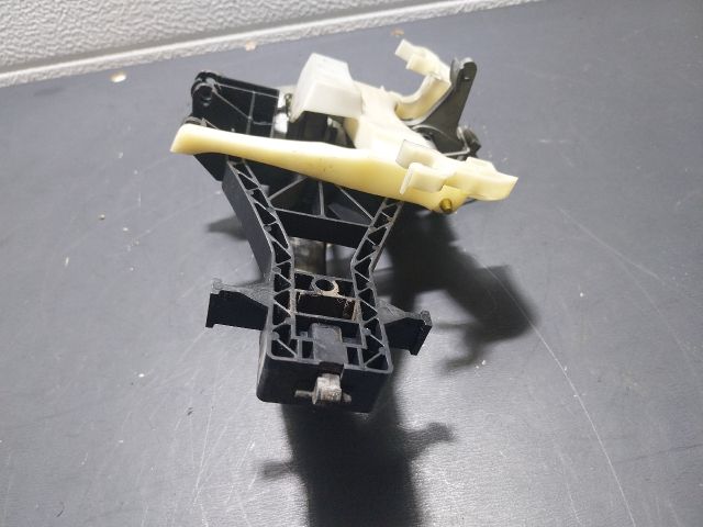 bontott VW TRANSPORTER Bal hátsó Külső Kilincs