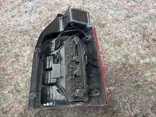 bontott VW TRANSPORTER Bal Hátsó Lámpa