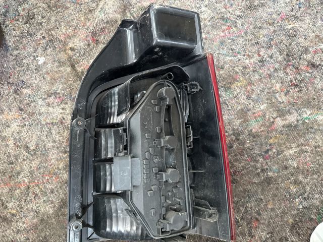 bontott VW TRANSPORTER Bal Hátsó Lámpa