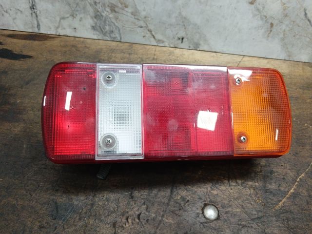 bontott VW TRANSPORTER Bal Hátsó Lámpa