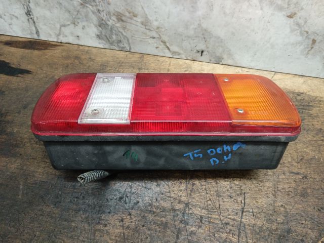 bontott VW TRANSPORTER Bal Hátsó Lámpa