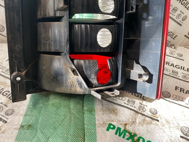 bontott VW TRANSPORTER Bal Hátsó Lámpa