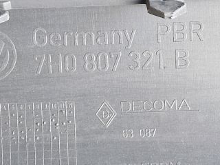 bontott VW TRANSPORTER Bal hátsó Lökhárító Sarok (Műanyag)