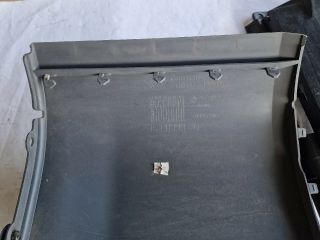 bontott VW TRANSPORTER Bal hátsó Lökhárító Sarok (Műanyag)