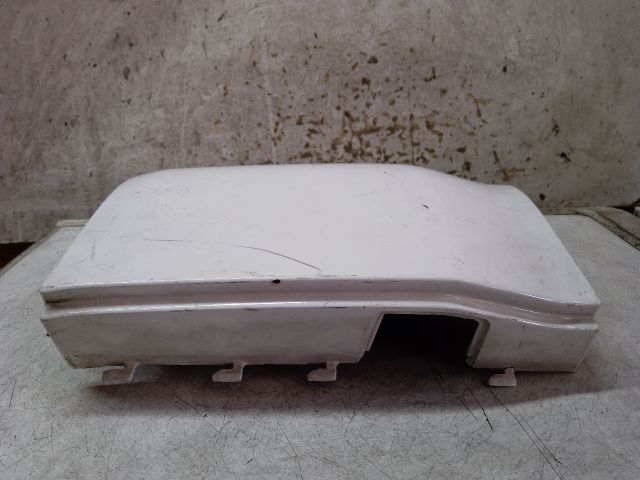 bontott VW TRANSPORTER Bal hátsó Lökhárító Sarok (Műanyag)