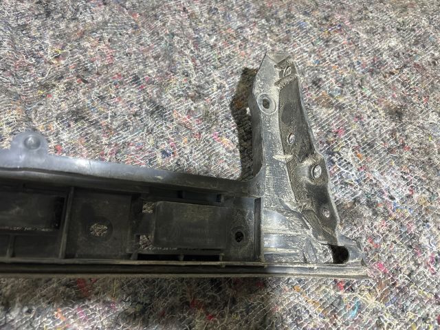 bontott VW TRANSPORTER Bal hátsó Oldal Lökhárító Tartó (Műanyag)