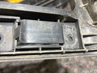 bontott VW TRANSPORTER Bal hátsó Oldal Lökhárító Tartó (Műanyag)