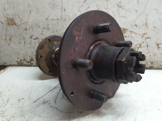 bontott VW TRANSPORTER Bal hátsó Tengelycsonk