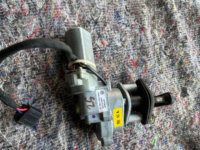 bontott VW TRANSPORTER Bal hátsó Tolóajtó Mozgató Motor