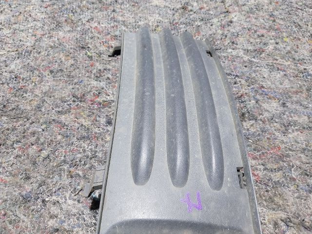 bontott VW TRANSPORTER Bal Ködlámpa Rács