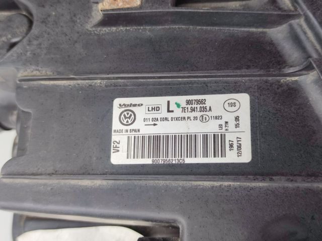 bontott VW TRANSPORTER Bal Ledes Fényszóró