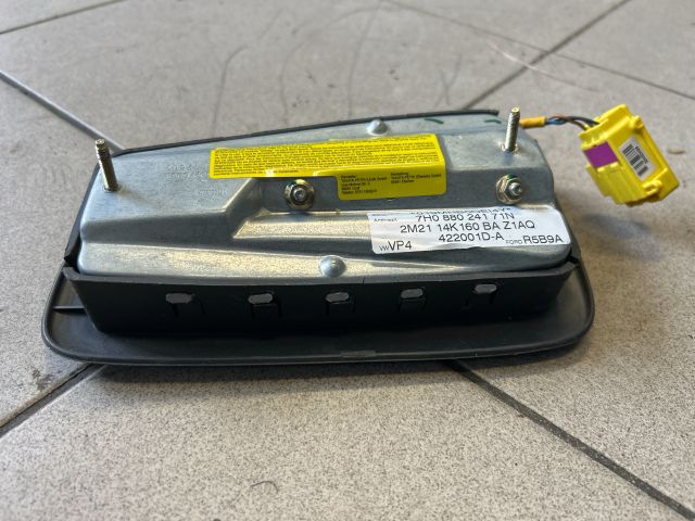 bontott VW TRANSPORTER Bal Oldallégzsák