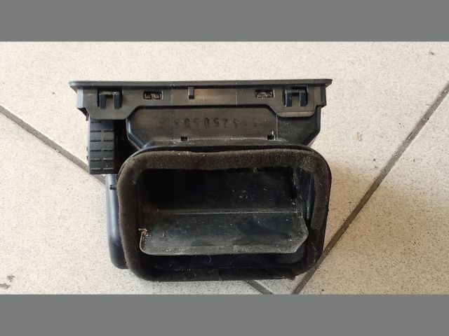 bontott VW TRANSPORTER Bal Szellőző