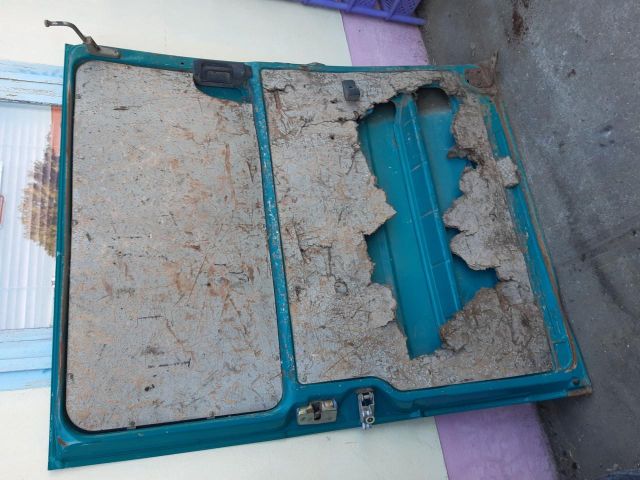 bontott VW TRANSPORTER Bal Tolóajtó (Üres lemez)